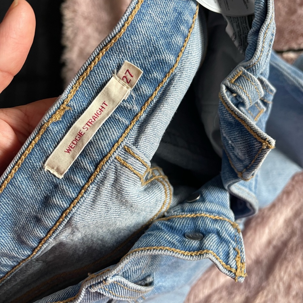 Levi’s wedgie fit